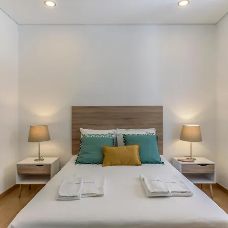 Flh House With Terrace